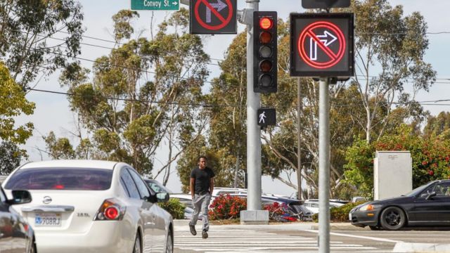 Nevada 2025 Massive Traffic Update What the New Right Turn on Red Rules Mean for Drivers