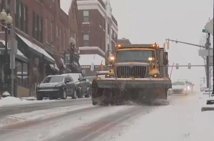 National Weather Service Forecasts Up to 4 Inches of Snow and 40 mph Winds in Pennsylvania