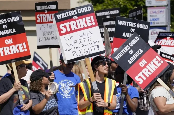 Oregon Lawmakers to Consider Bill Granting Unemployment Benefits to Striking Workers