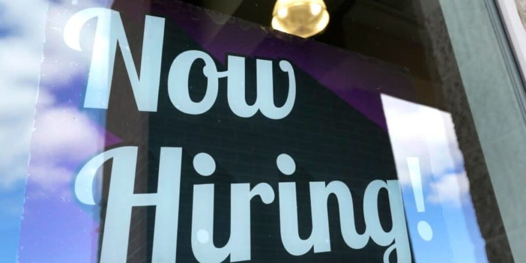 Catch Neo Food! NYC Department Hosting On-the-Spot Job Interviews at Hiring Event