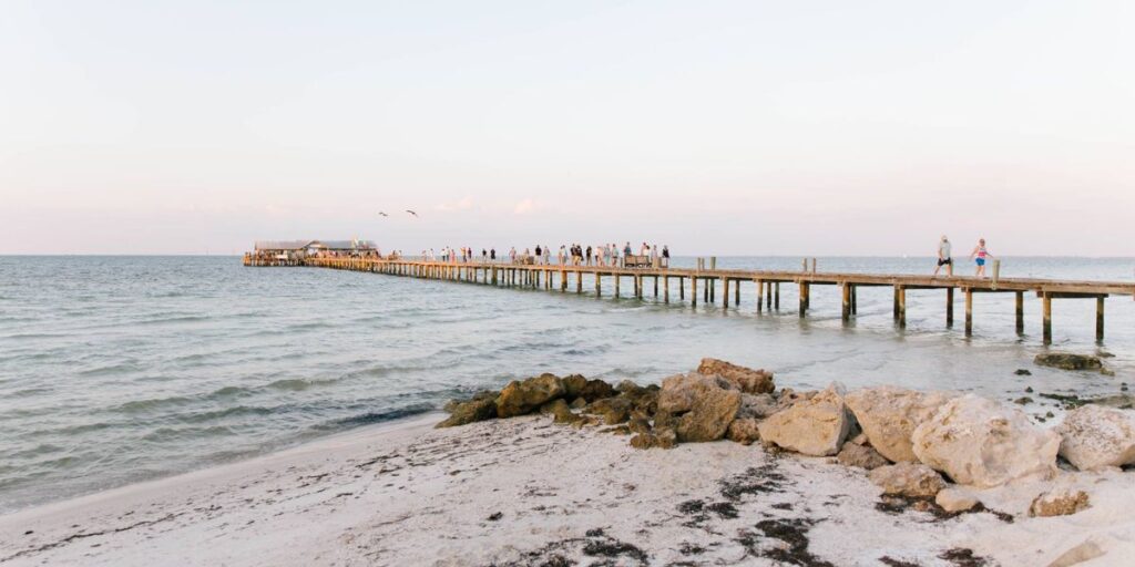 Florida’s #1 Beach Is a Serene Island Without the Hustle and Bustle of Modern Life