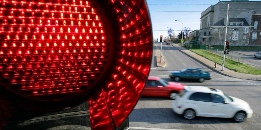 New Louisiana Traffic Law The Ins and Outs of Making Right Turns at Red Lights