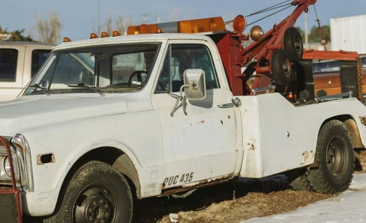 Rampant Tow Truck Scam Exploiting Southern California Drivers, Officials Warn