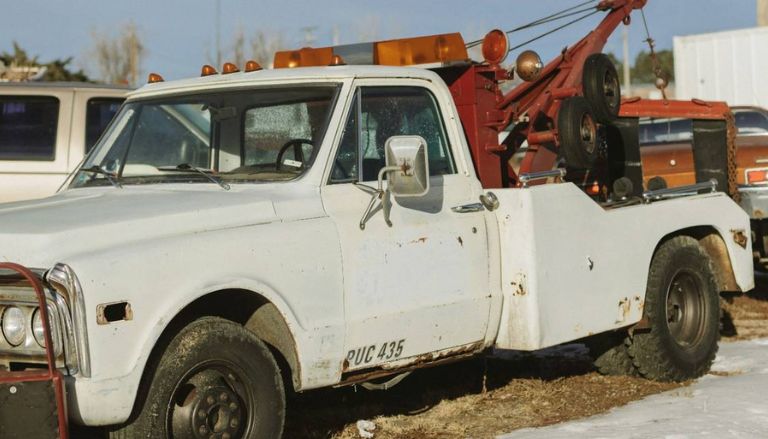 Rampant Tow Truck Scam Exploiting Southern California Drivers, Officials Warn