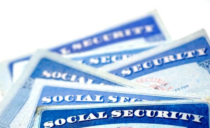 Social Security Cuts Loom 70% of Retirees Fear Losing Benefits Soon