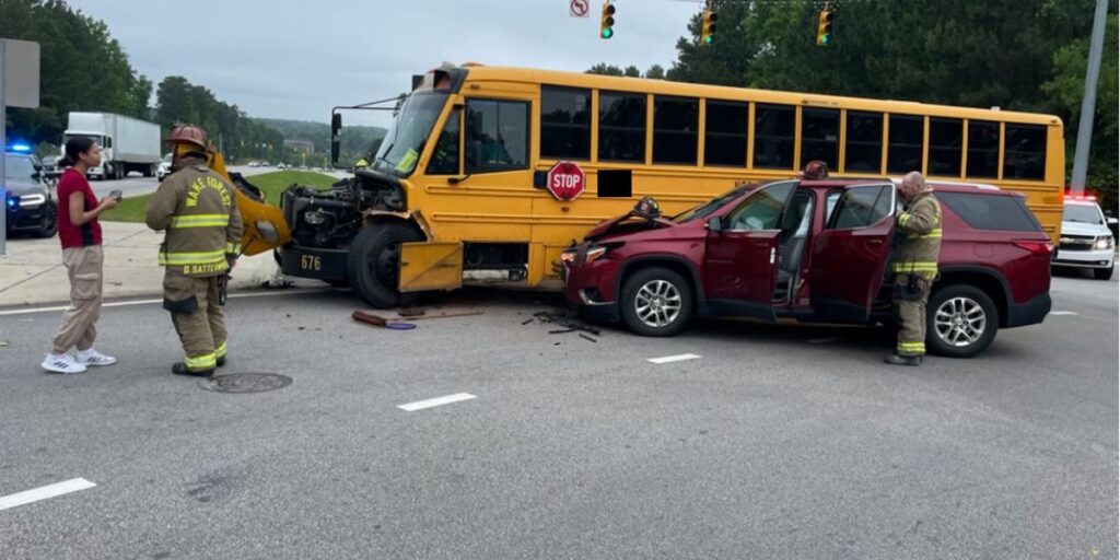 Four-vehicle Crash, Including School Bus, Shuts Down I-40 Ramp in Raleigh for Over Five Hour