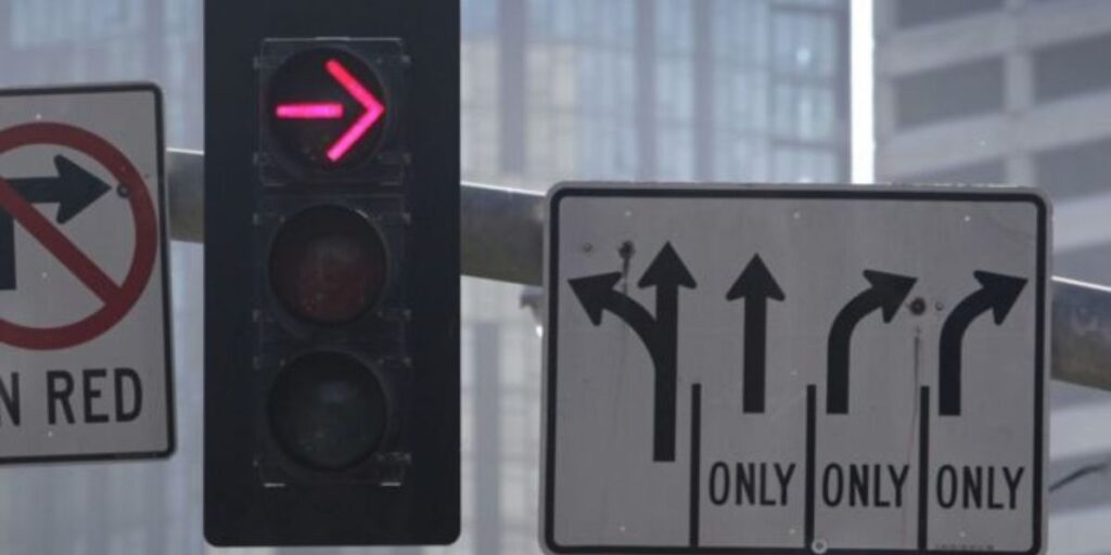 Right Turn on Red in Virginia Avoid Tickets With These Must-know Rules