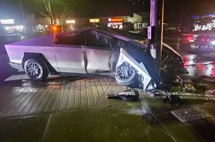 Tesla Cybertruck Accident on Highway 101 Causes Lane Closures, Delays Traffic