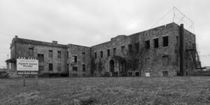 This Abandoned Hospital in Kansas Has a Dark and Chilling History That Will Give You Nightmares
