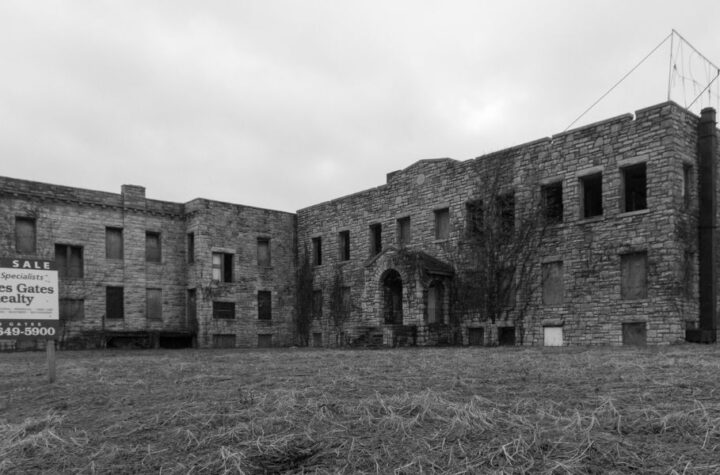 This Abandoned Hospital in Kansas Has a Dark and Chilling History That Will Give You Nightmares
