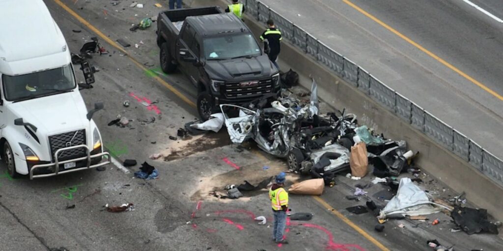 Two Killed, One Injured in Early Morning Crash on Highway 101 in Ventura County