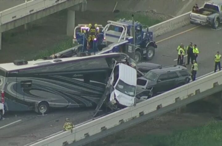 1 Dead, 6 Injured in Multi-vehicle Crash Involving RV on I-35w in Denton