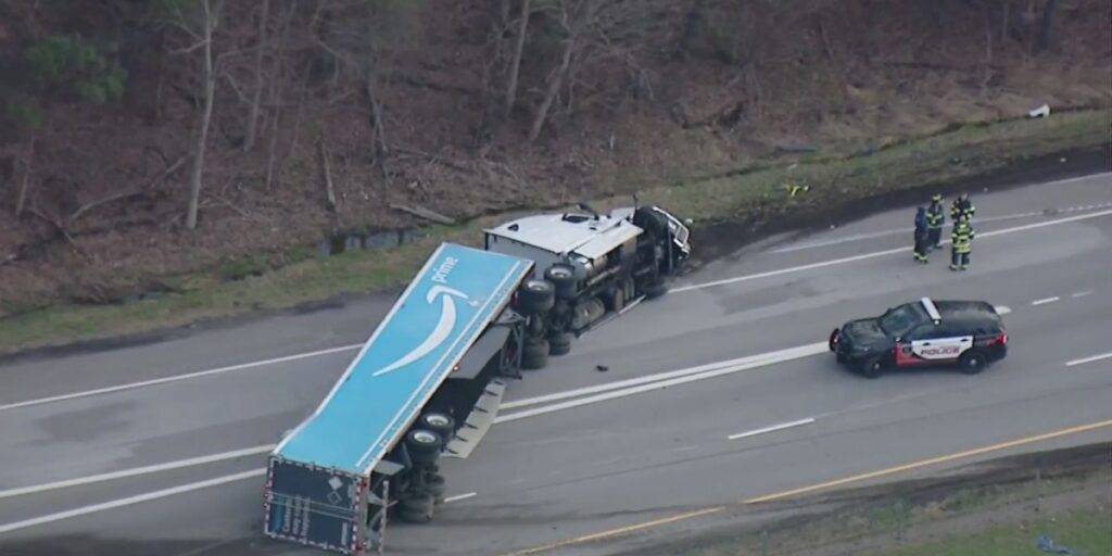 Tractor-trailer Crash Closes I-76 in Ohio – Driver Hospitalized, Investigation Ongoing