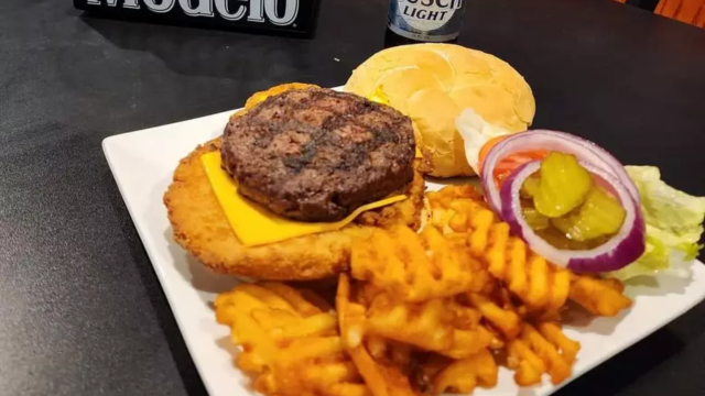 2025 Iowa’s Best Burger Contest Winner Announced: Here’s Who Took the Crown