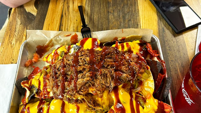 This Pennsylvania Hole-In-The-Wall Is Serving Legendary Fried Chicken