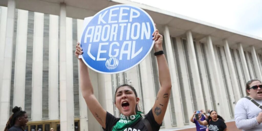 2025 Illinois Abortion Law Key Rules, Restrictions & Changes
