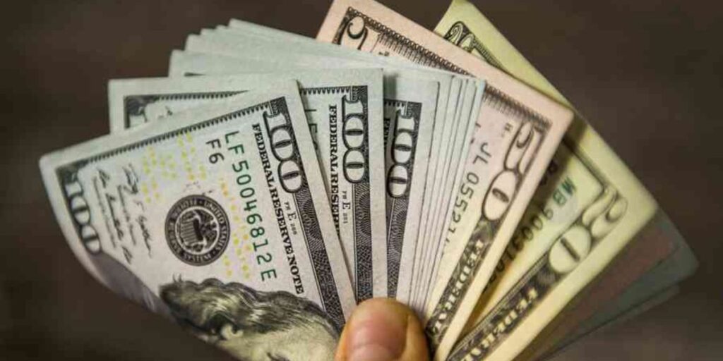Average Salary in Ohio in 2025: Top Cities, Jobs & Industries