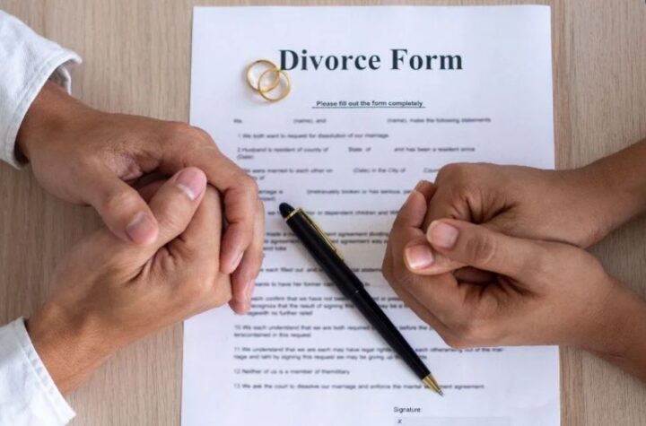 California Divorce Laws Residency, Alimony, and Custody Explained