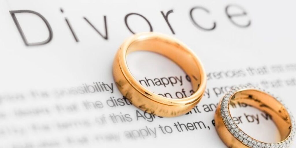 New York Divorce Laws Residency, Alimony, and Custody Explained