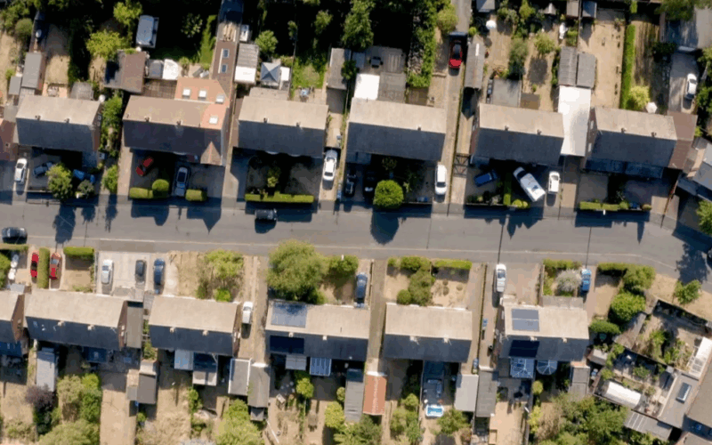 4 Chicago Suburbs Ranked Among the Safest and Richest Places to Live in the US